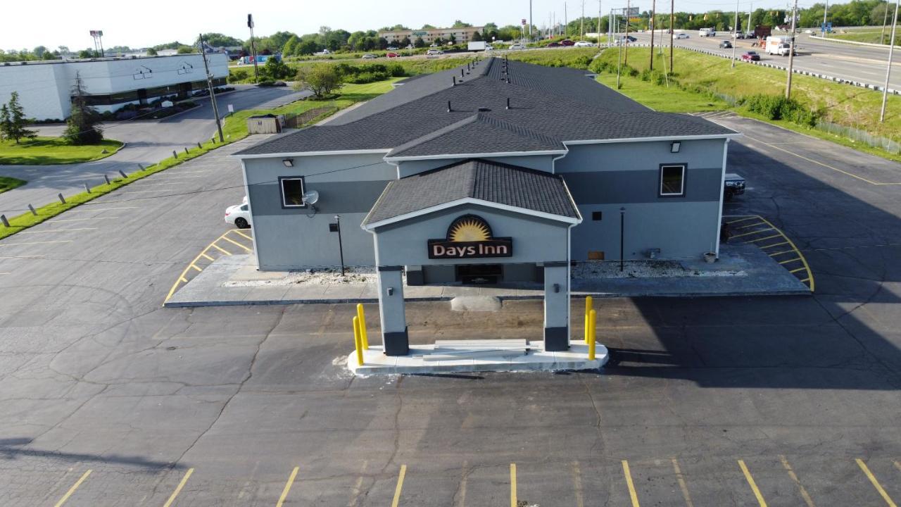 Days Inn By Wyndham Indianapolis East Post Road Esterno foto